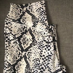 Balance Athletica Ascend Pant- Small